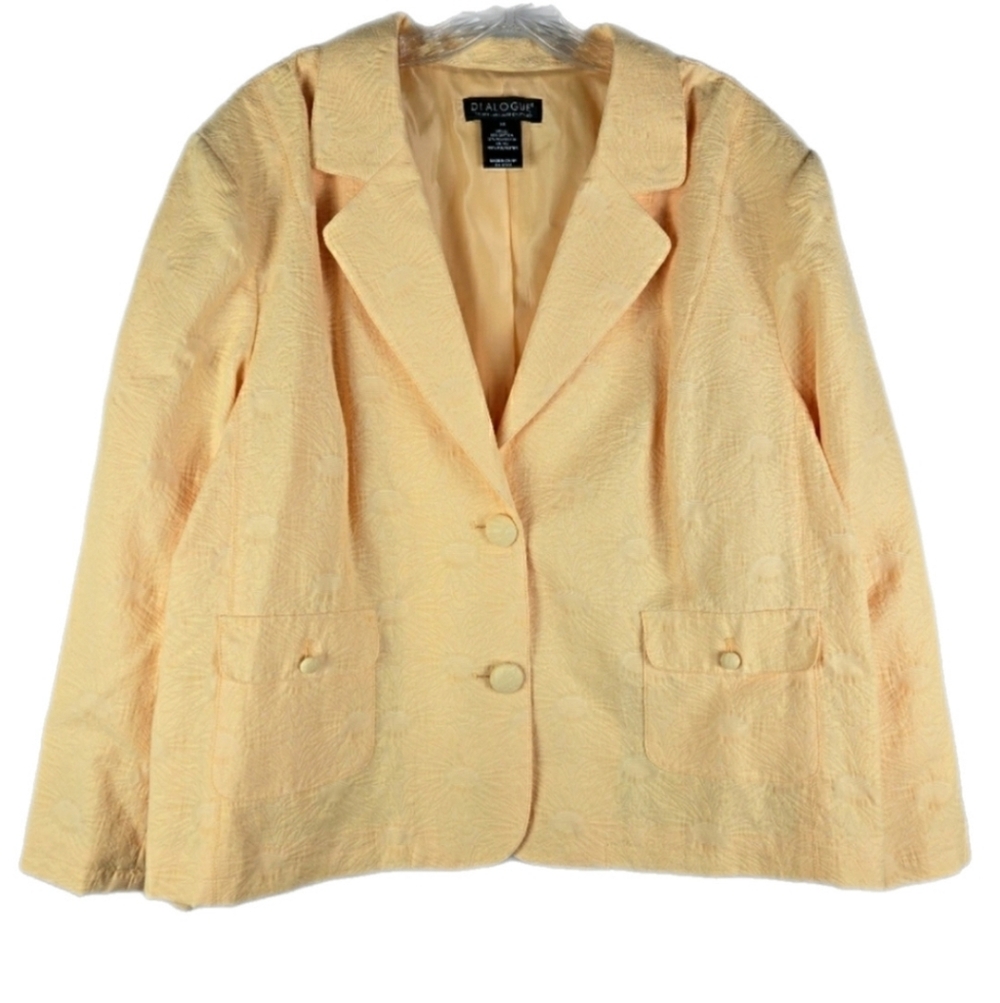 Dialogue Career Women's Cream Jacket, 3X
